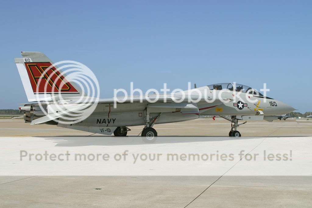 F&V: Grumman F-14 Tomcat - Página 5 49