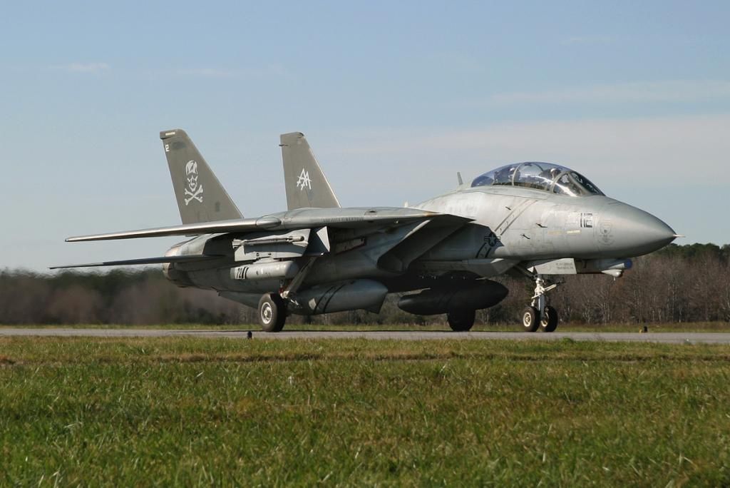 F&V: Grumman F-14 Tomcat - Página 6 200412dic