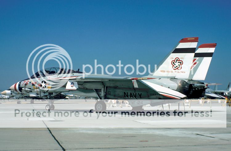 F&V: Grumman F-14 Tomcat - Página 7 1976b