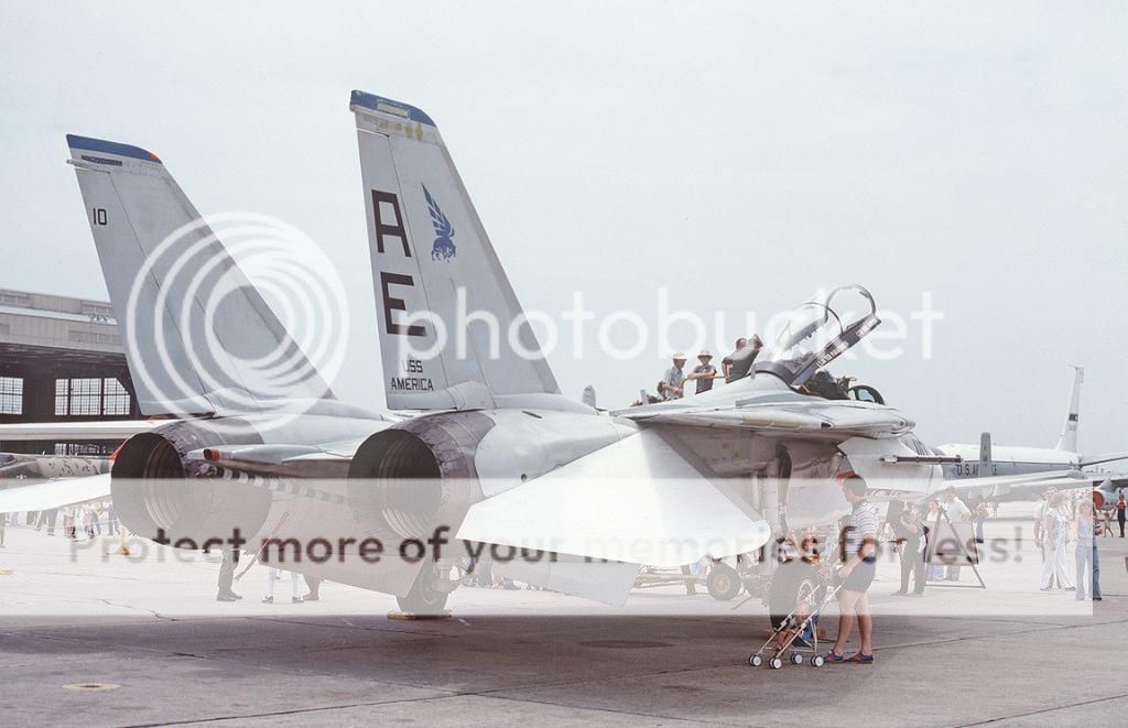 F&V: Grumman F-14 Tomcat - Página 8 1977c