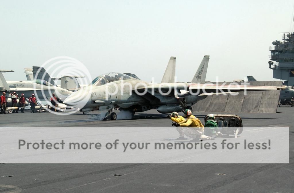 F&V: Grumman F-14 Tomcat - Página 8 2002julF-14B