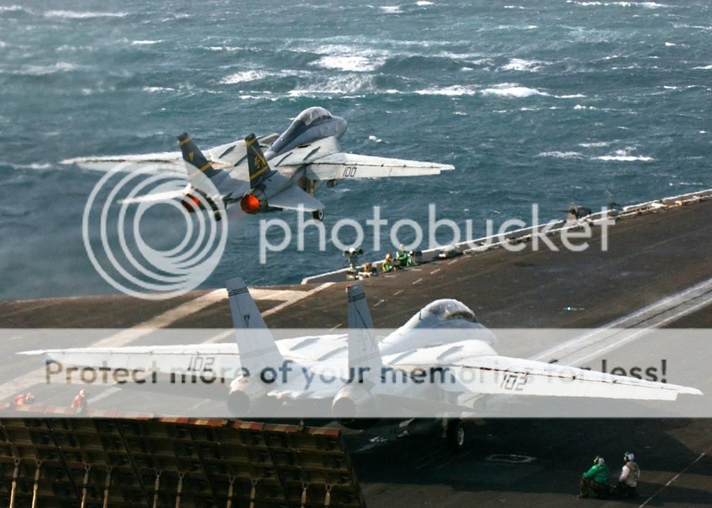 F&V: Grumman F-14 Tomcat - Página 2 041123-N-5345W-015