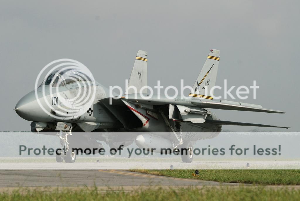 F&V: Grumman F-14 Tomcat - Página 2 161860F-14BVF-32-19SEPT2005-DFB