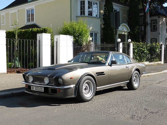 -%20astonP1080623_zpsi9kagrf0.jpg