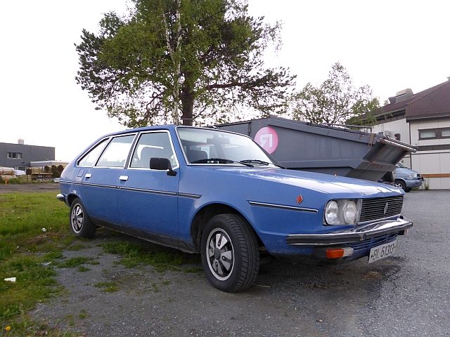 -%20renaultP1080092_zpsyi5tskpc.jpg