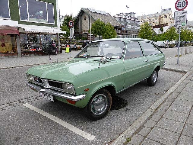 -%20vauxhallP1070956_zpsp9e7wf98.jpg