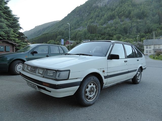 toyotaP1070510_zpsbfczmkf1.jpg