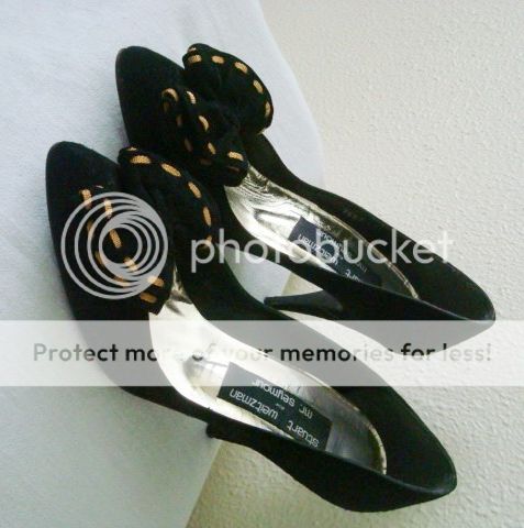 Stuart Weitzman Big Bows Black Suede Gold High Heels Designer Shoes 7