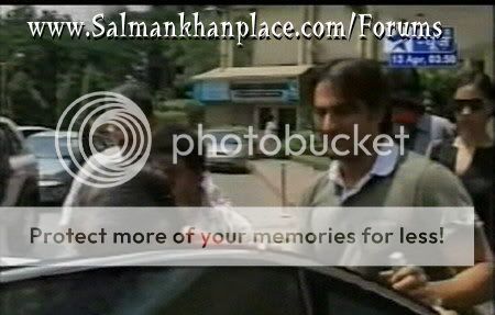 Salman Khan - Page 4 Bkc12