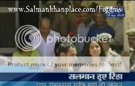 Salman Khan - Page 4 Bkc17