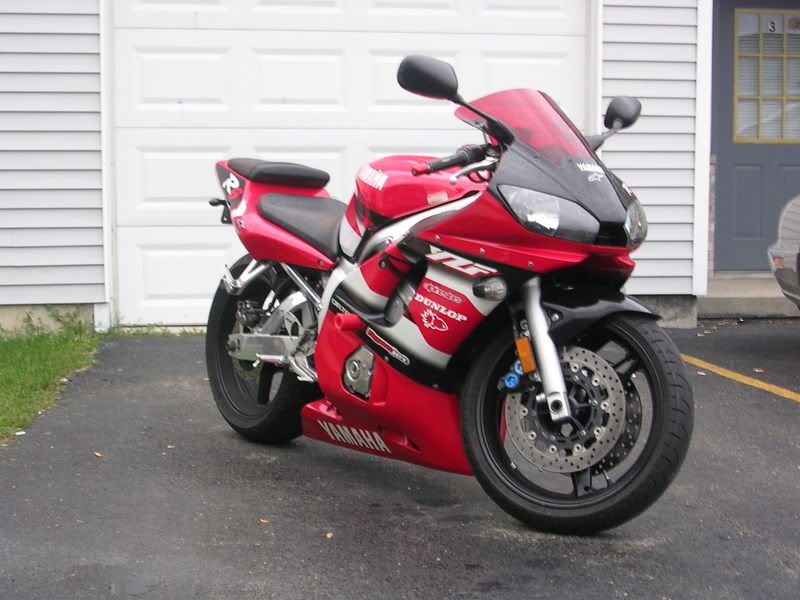 My 01 R6 last pics before winter... - Yamaha R6 Forum: YZF-R6 Forums