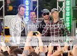 BSB @ The CBS Early Show 05-24-2010 Th_04