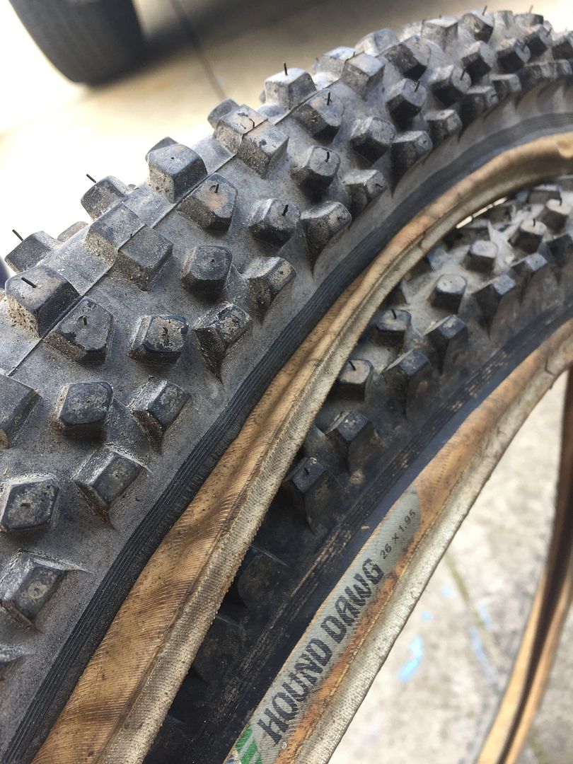 26 skinwall tyres