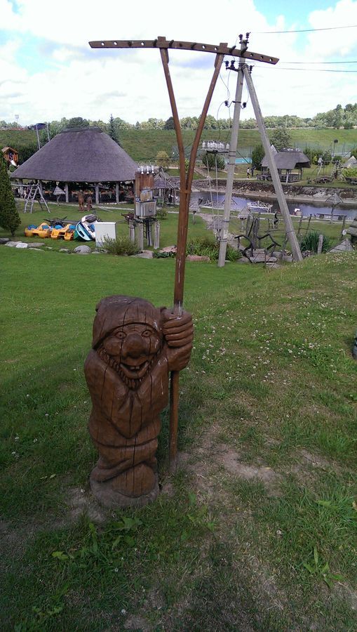 photo 14.jpg