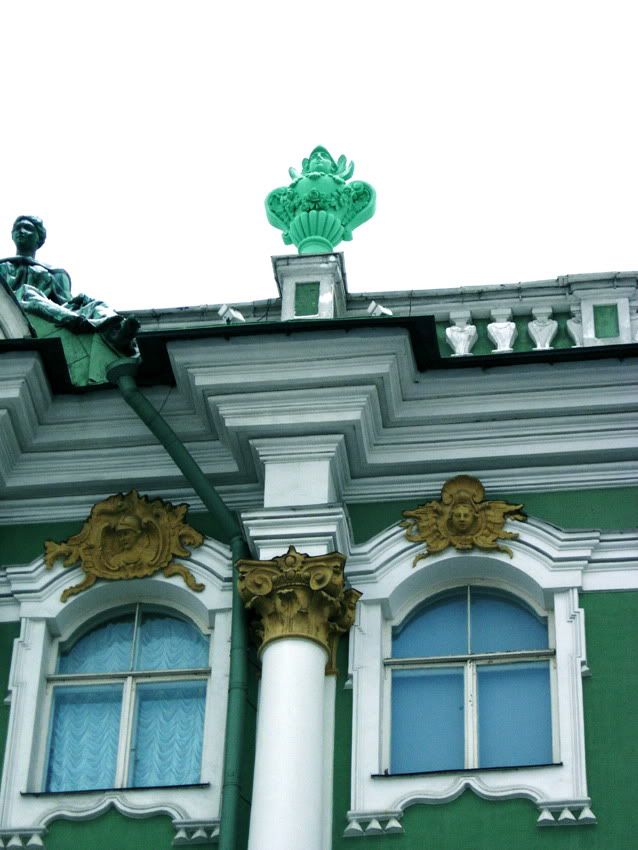 ваза на юго-западном углу, из Собственного садика