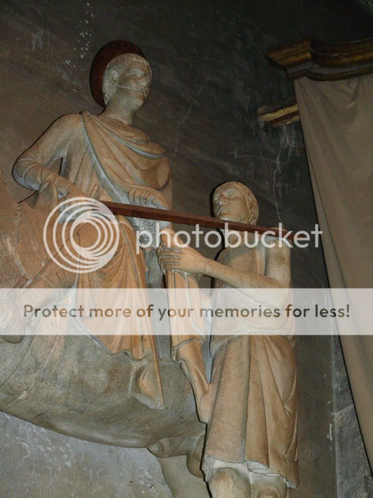 Гвидо да Комо. Св.Мартин отдает половину своего плаща нищему. Лукка, музей собора
