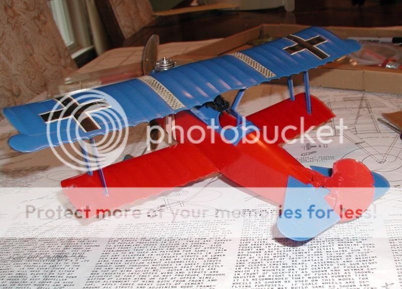 A little Fokker saved from the scrap heap.... Foker%20fini%20Sky%20014_zpsog18yj1z