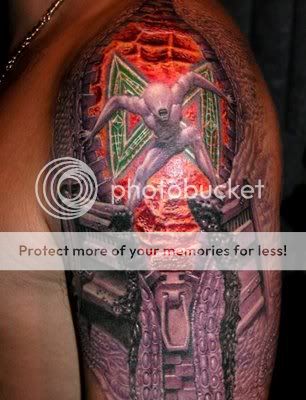Tetovaze lepi i bizarni 3D-Red-Colorful-Alien-Shoulder-Tattoo-Design-Idea