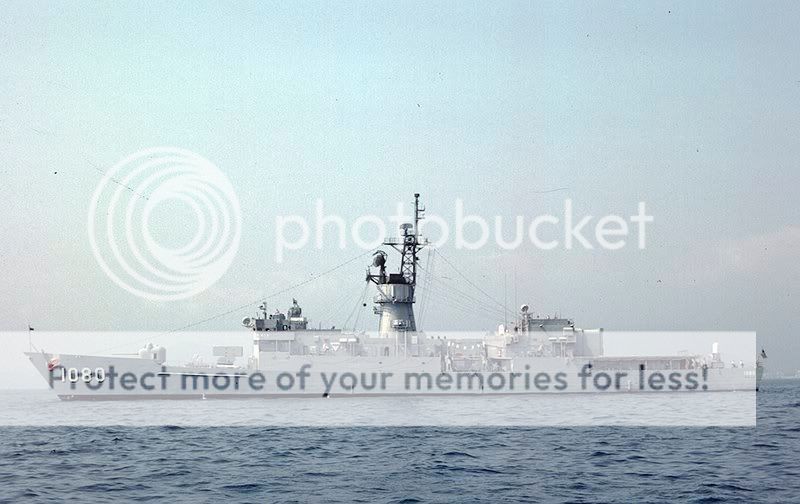 [US NAVY] Photos navires US Navy FF1080PaulCannes088803