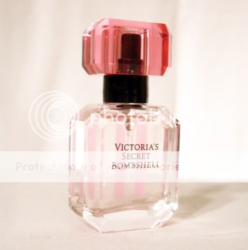NEW Victorias Secret Bombshell Mini .25 oz Spray Perfume Fragrance 