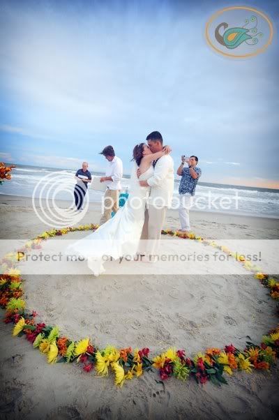 Beetle and Jen's wedding pics 5972_1212108308972_1416709435_60702