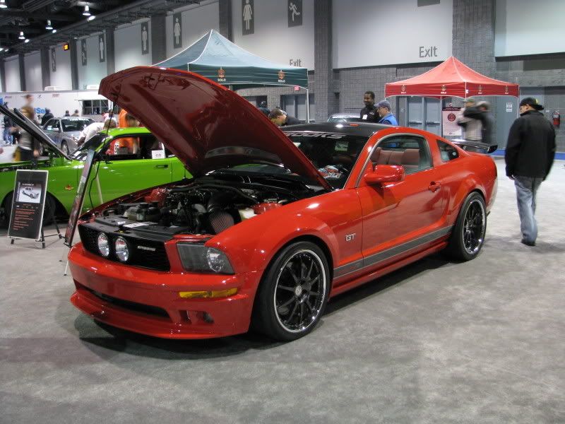 Pics from the 2009 auto show MAJOR DUW!!! Picture052