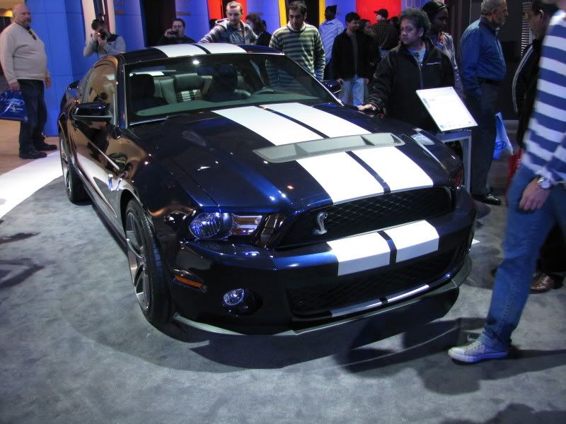 Pics from the 2009 auto show MAJOR DUW!!! Picture080