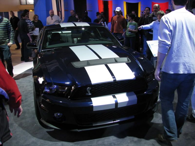 Pics from the 2009 auto show MAJOR DUW!!! Picture081