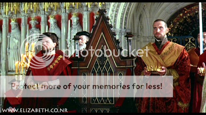 DVD captures: The coronation of Elizabeth Coro17