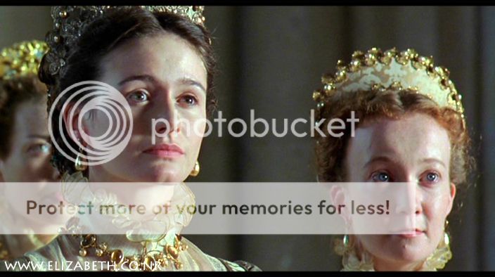 DVD captures: The coronation of Elizabeth Coro22