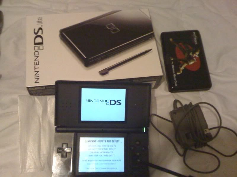 ds lite carry case with game slots