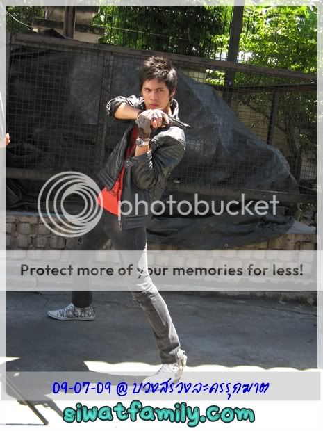 Pics: [[ 09-07-09 : ซี บวงสรวงละครรุกฆาต @ DIDA ]] Picture155