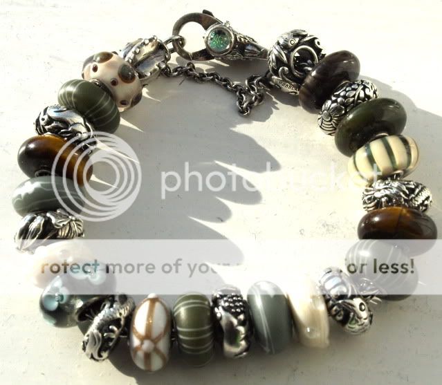 some bracelet designs P2073061