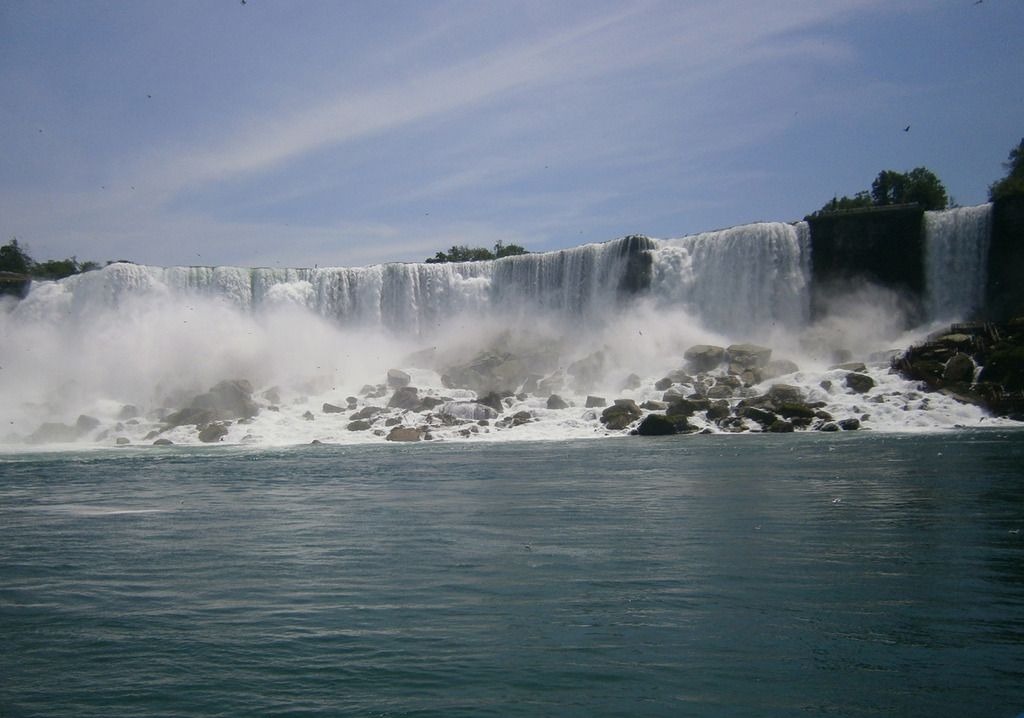 photo 01_1st-waterfall-from-boat_zpszzbkxjmy.jpg