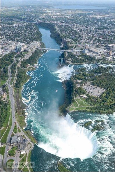 photo Niagara bird view_zpstwquihd1.jpg