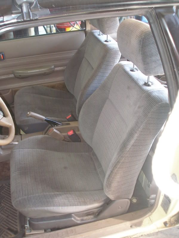 98outbackseats.jpg