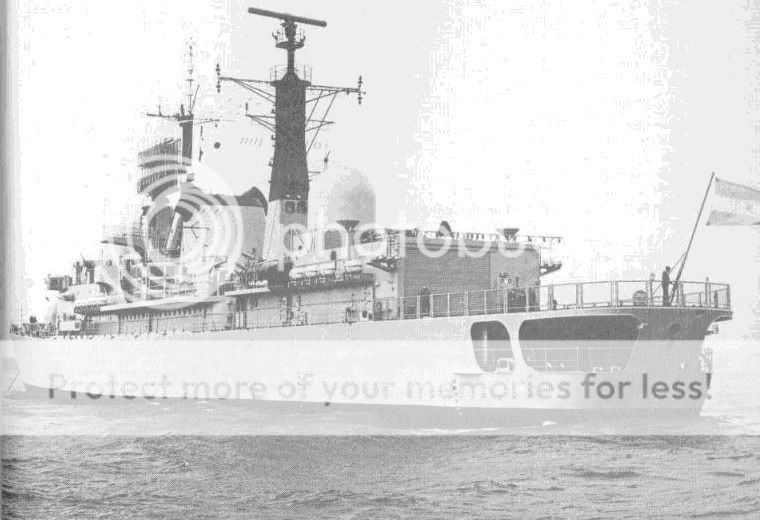 El ARA 'Santísima Trinidad', buque insignia de la Guerra de las Malvinas, se hunde AraSantisimaTrinidad