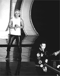 photo tumblr_mhf3tjQIq91qk1emjo2_250_zps6759654f.gif