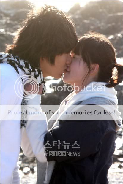 minsun kissing scene pics 2009032217282910732_1