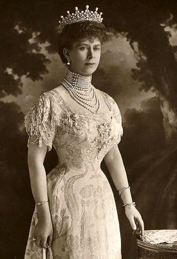 Royal Jewels of the World Message Board: Re: Girls of Great Britain and ...