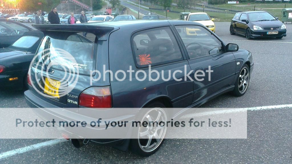 summer nights @brands hatch IMAG1205