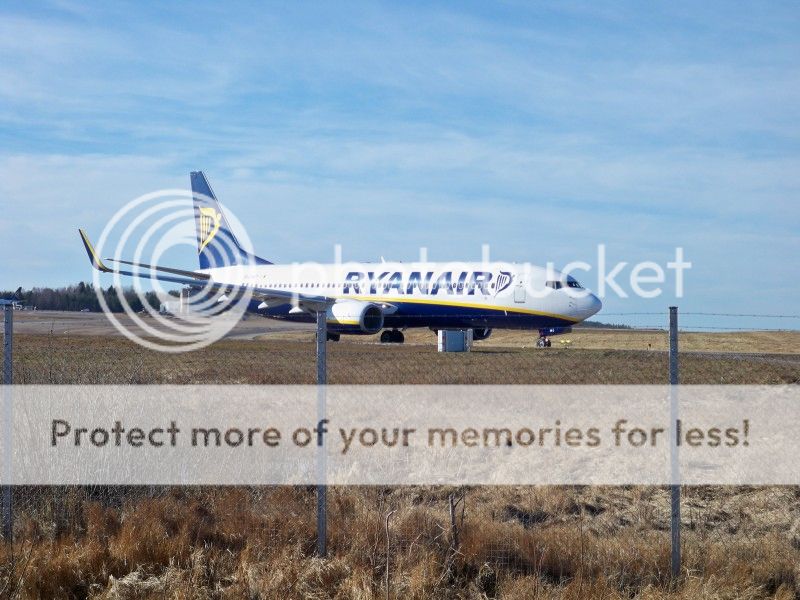 Ryanair Pictures! - Page 7 100_1464