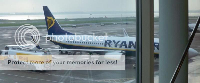 Ryanair Pictures! - Page 5 Ryr2-1
