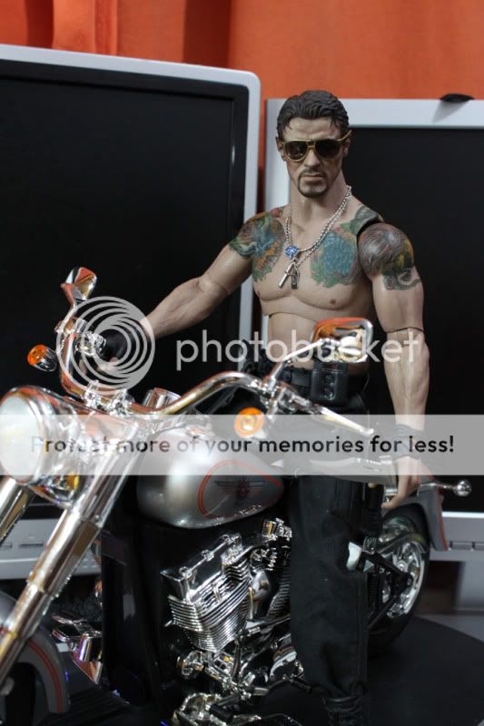 HOTTOYS (figurine 12" THE EXPENDABLES) - Page 5 IMG_4558