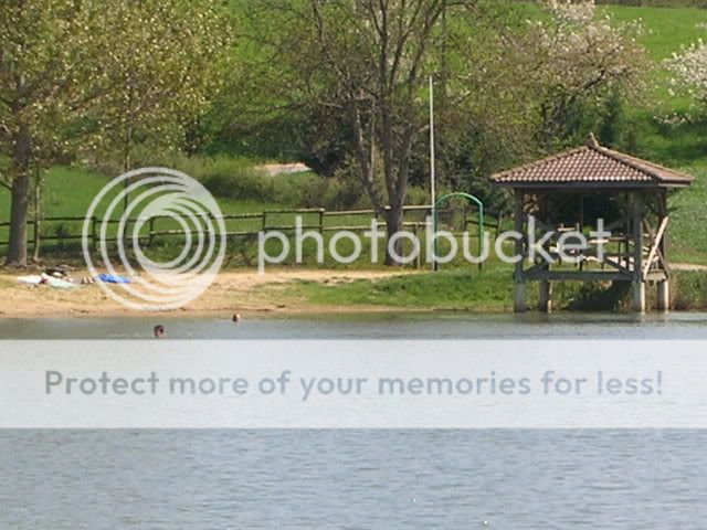EXCLUSIF : Baignade au lac de Vernoux le 21/04/07 ! DSCN0747