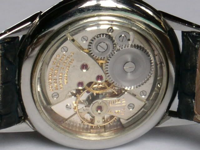 Juvenia - Juvenia : la montre de mon avatar C59b395a