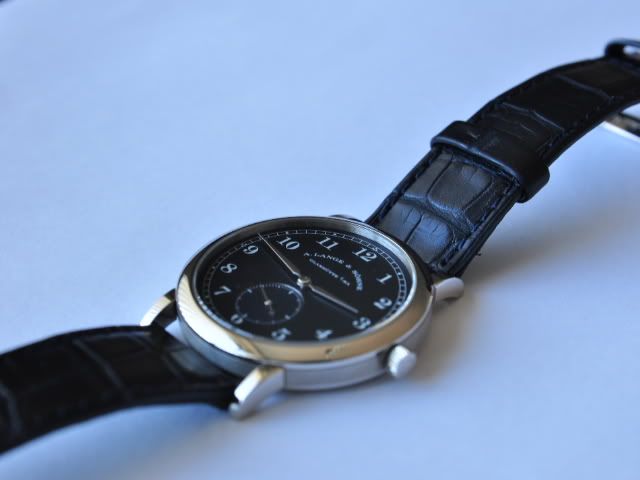 [Vendu] Lange & Sohne 1815 or blanc - cadran noir -  7500 € SSC_2400