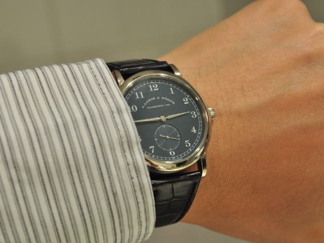 [Vendu] Lange & Sohne 1815 or blanc - cadran noir -  7500 € SSC_2412