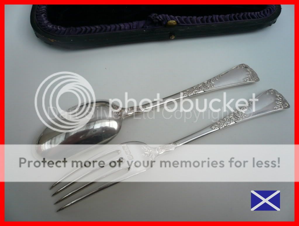 Fork measures 161mm in length, spoon measures 160mm in length and 