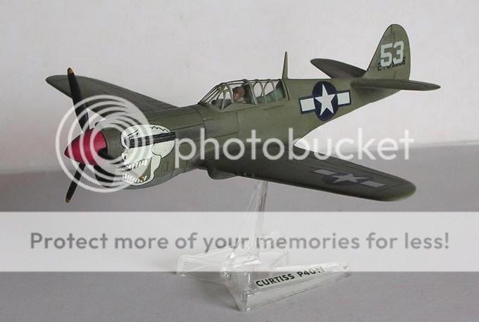 Curtiss P 40 Warhawk Matchbox 1/72 (VINTAGE) P401